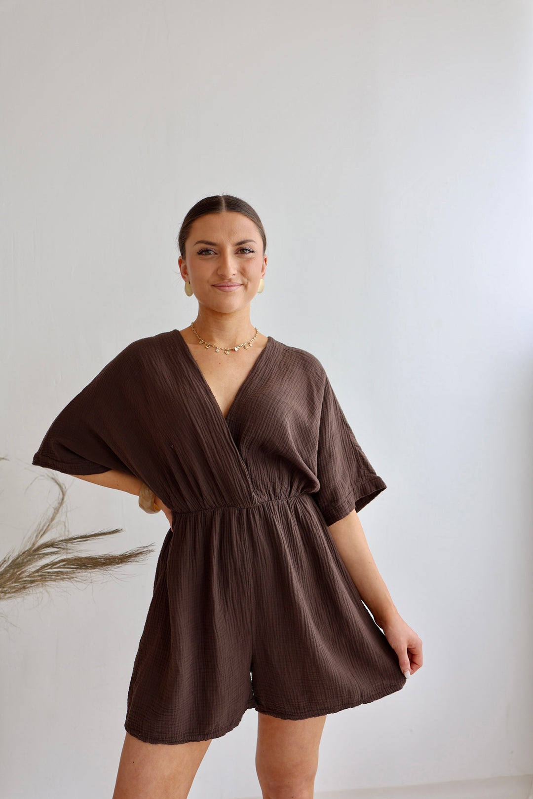 Musselin-Jumpsuit mit V-Ausschnitt Mara