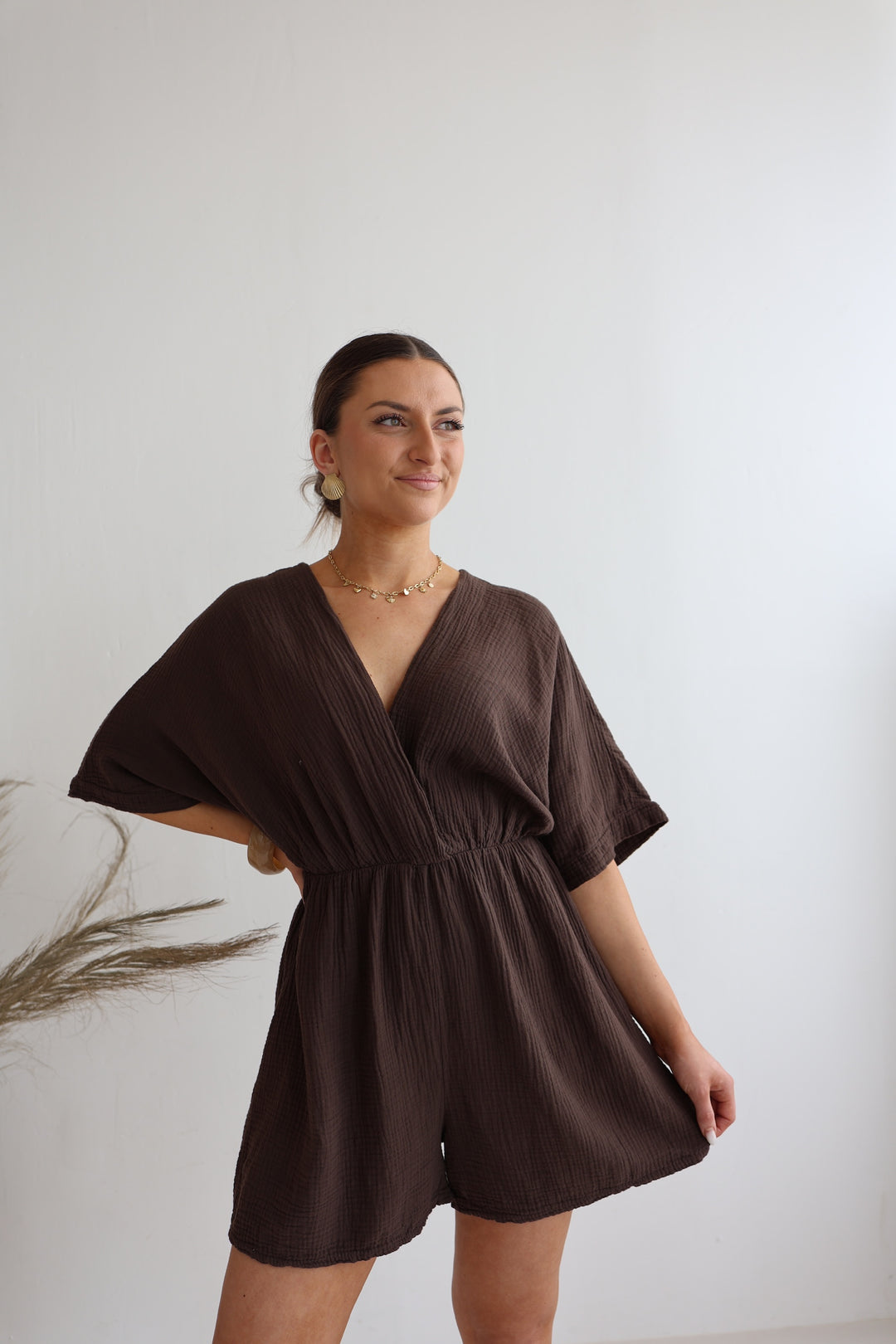 Musselin-Jumpsuit mit V-Ausschnitt Mara