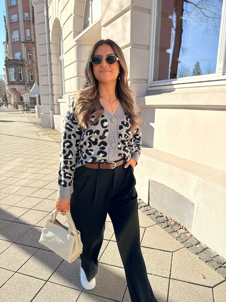 Cardigan mit Leoprint Thea