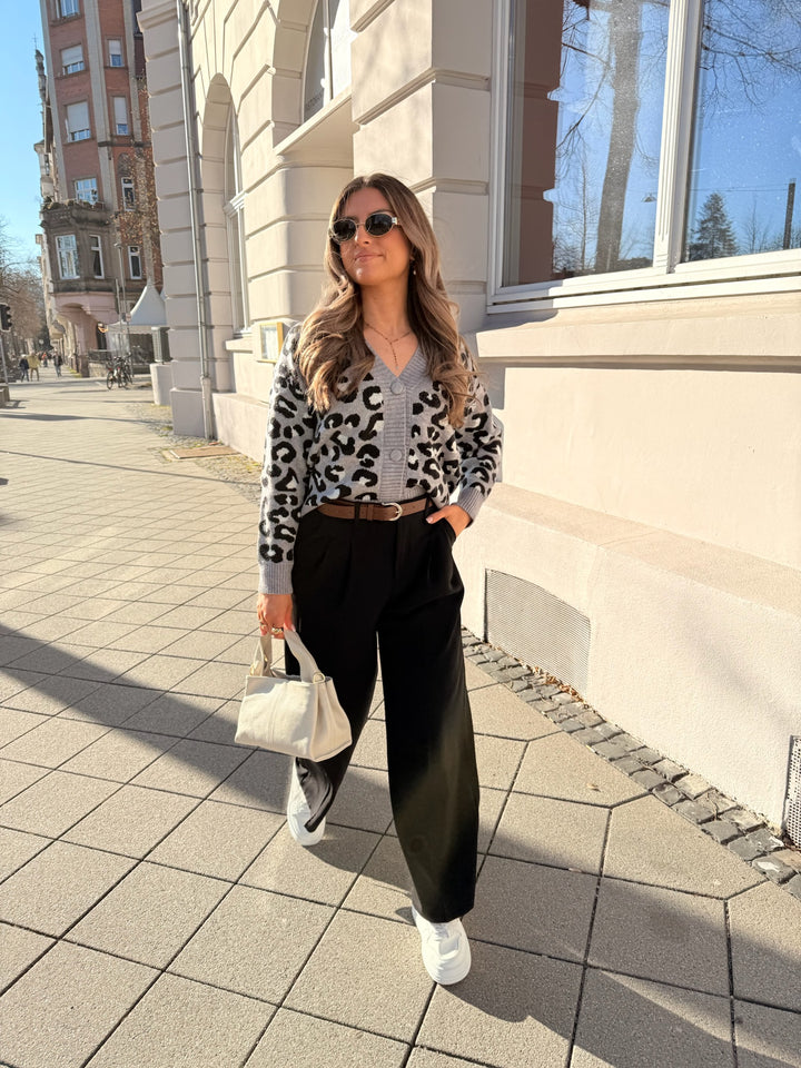 Cardigan mit Leoprint Thea