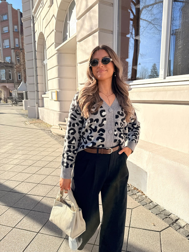 Cardigan mit Leoprint Thea
