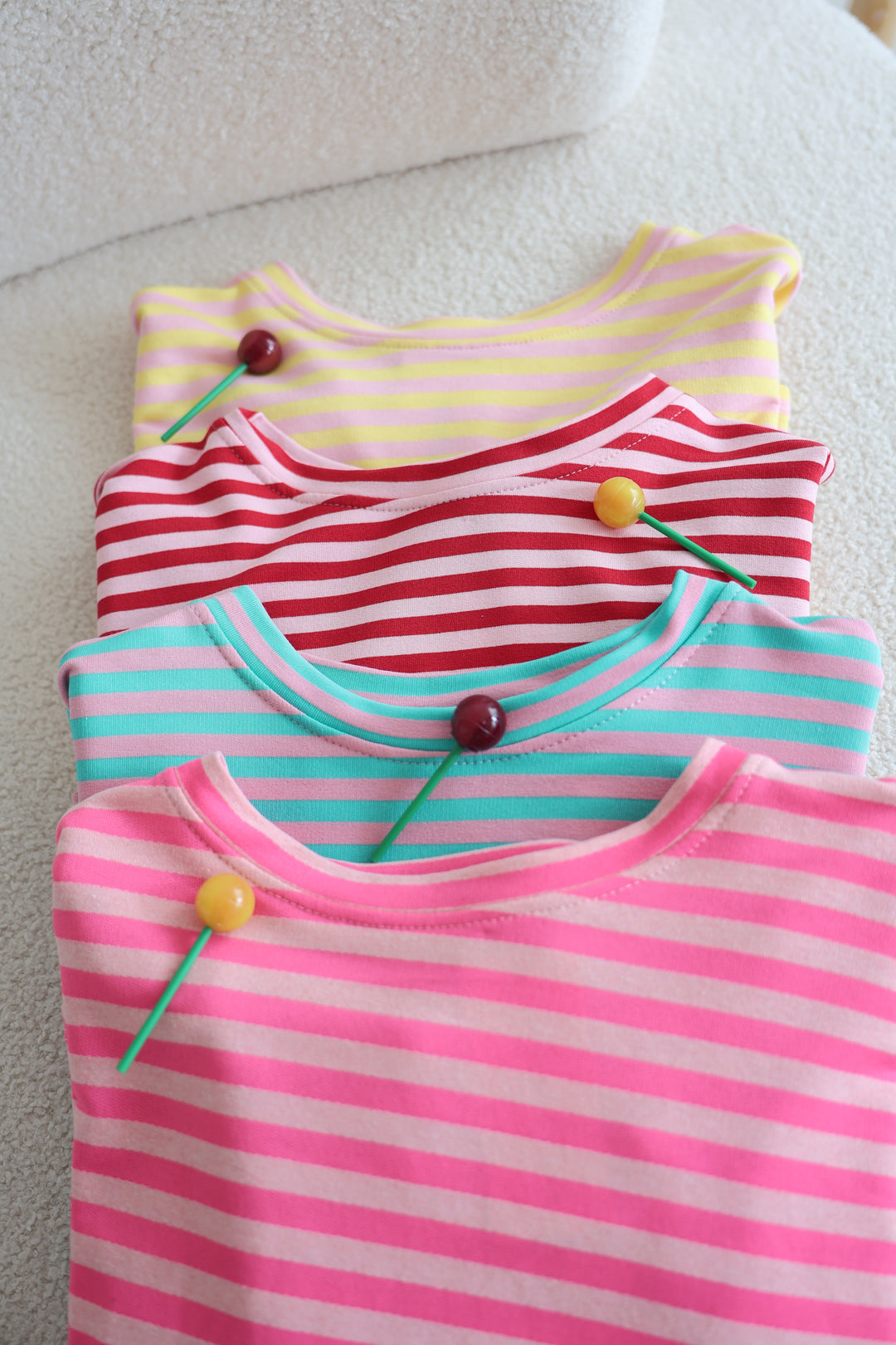 Gestreiftes T-Shirt Feels Like Summer