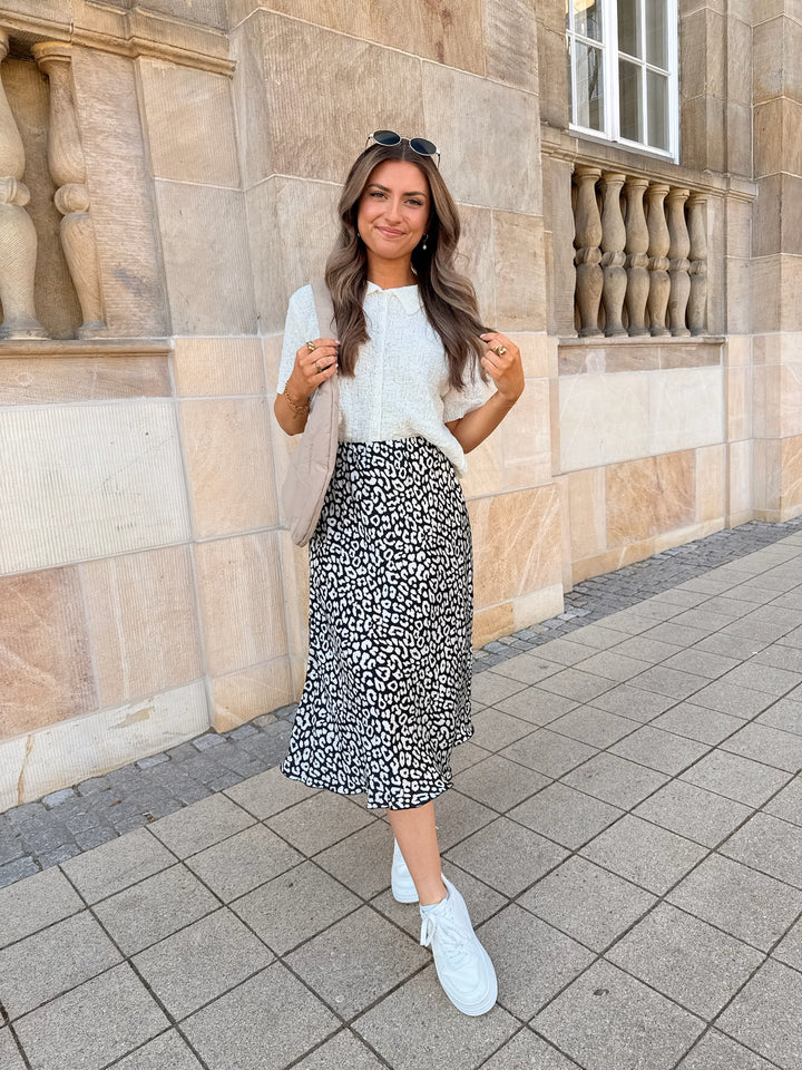 Viskoserock mit Leoprint Leona