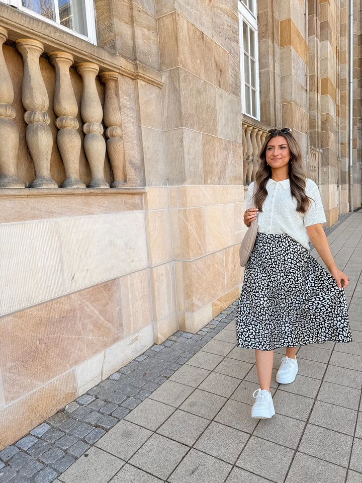 Viskoserock mit Leoprint Leona