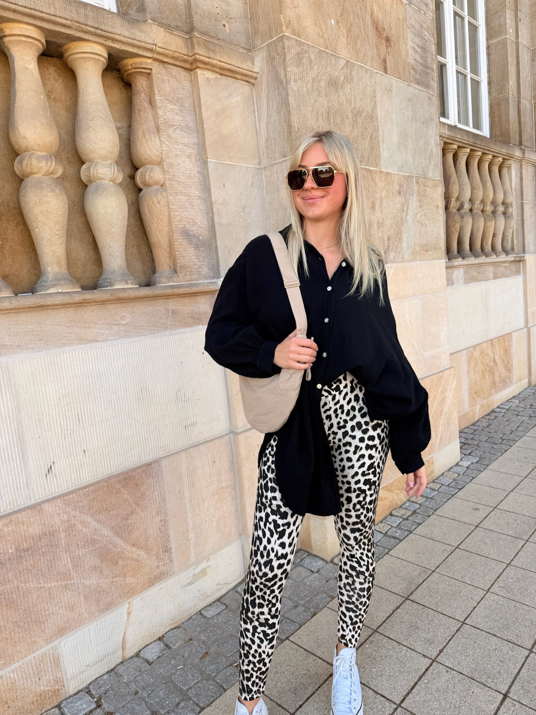 Oversize Blusenhemd aus Musselin (einfarbig)