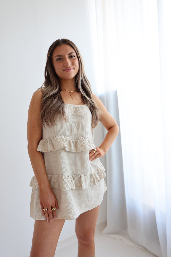 Minikleid aus Musselin mit Volant Nika