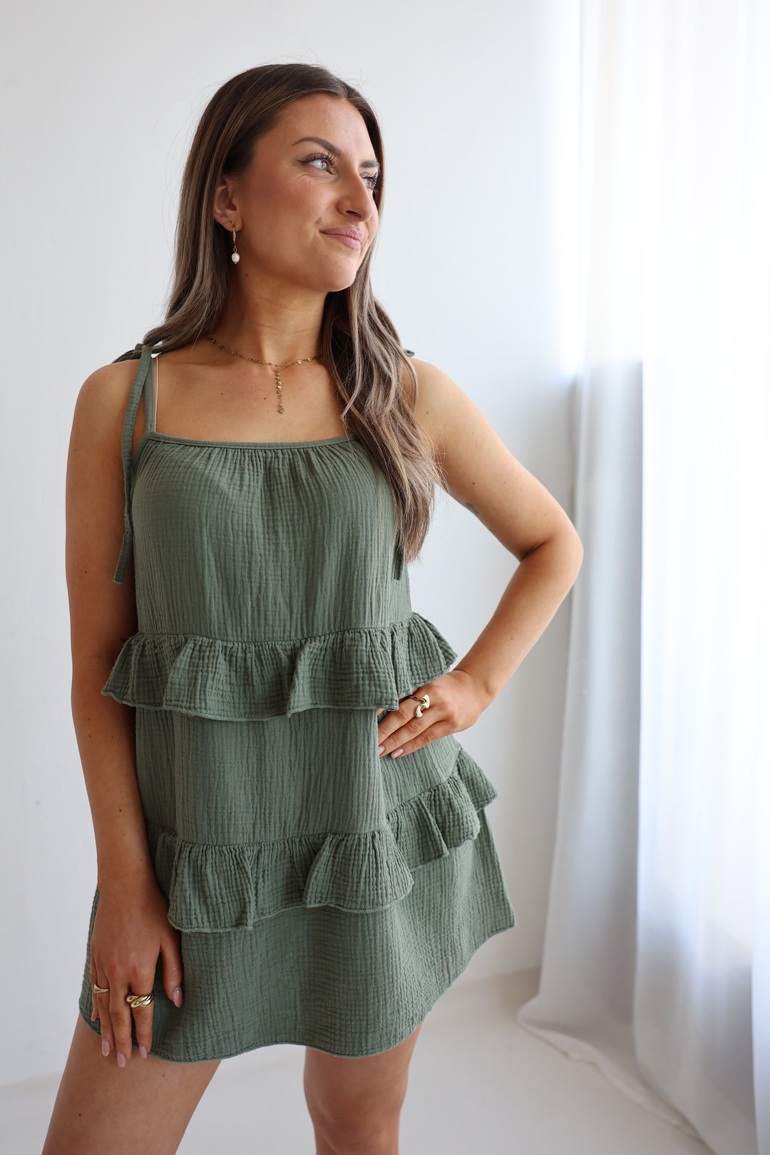 Minikleid aus Musselin mit Volant Nika