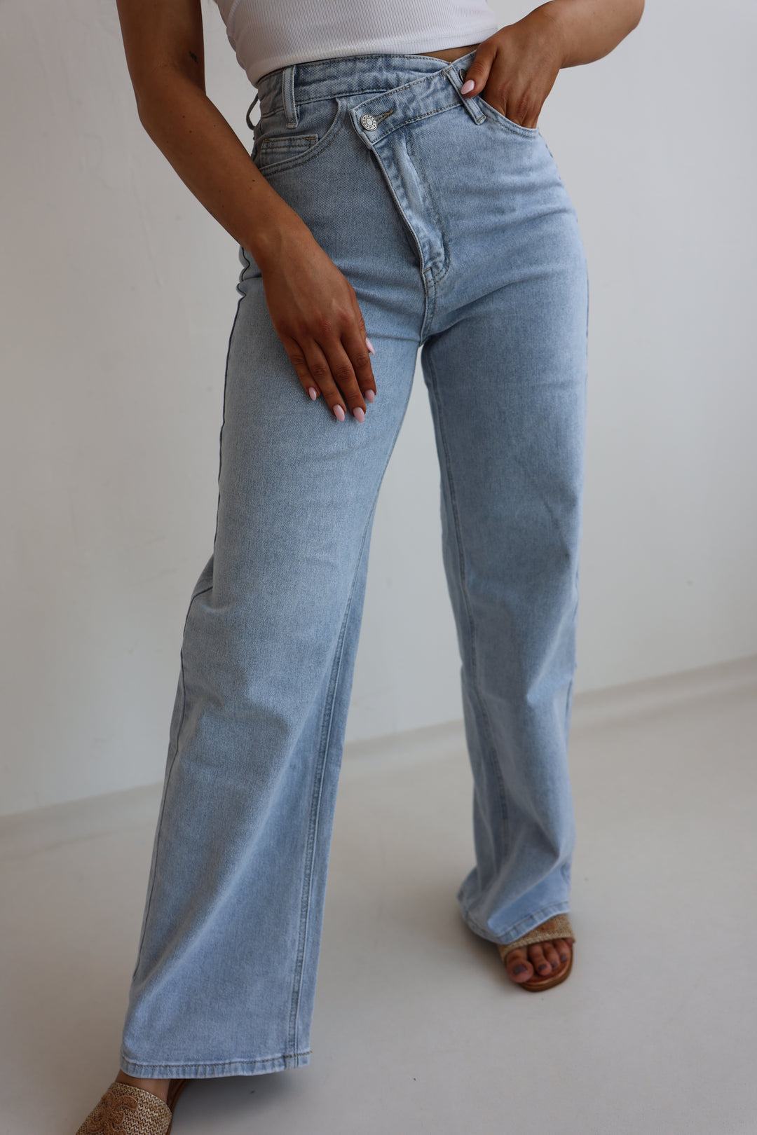 Asymmetrische Straight Fit Jeans Lana (9113-1)