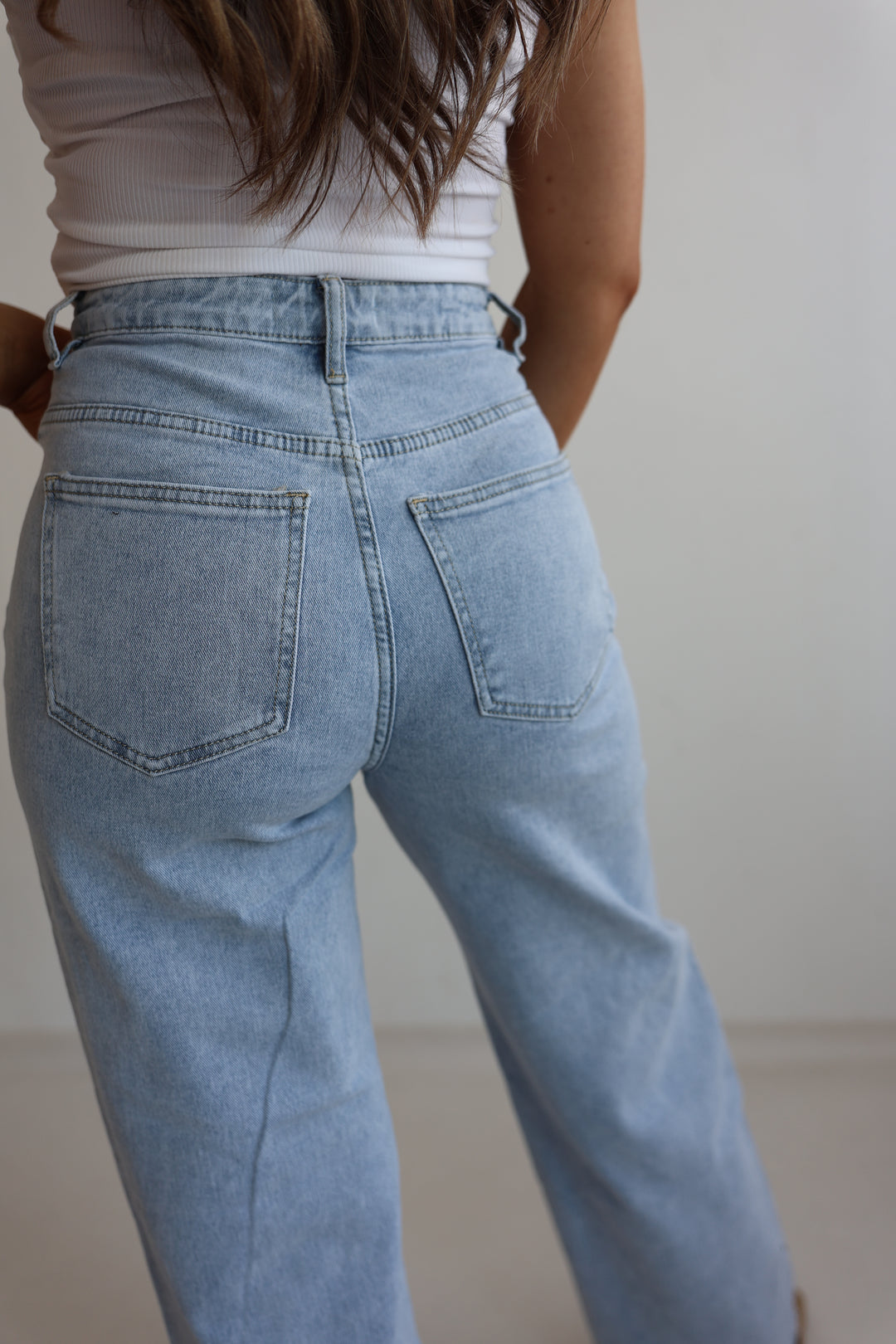 Asymmetrische Straight Fit Jeans Lana (9113-1)
