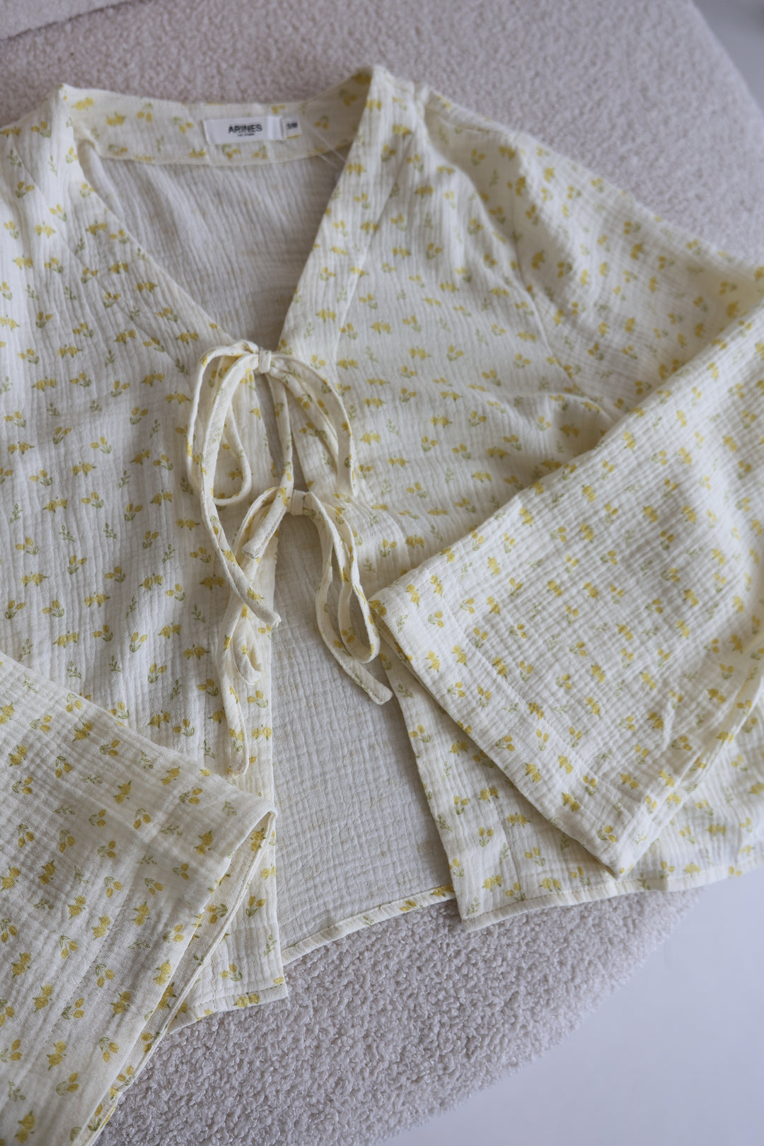 Musselinbluse zum Binden All over Roses