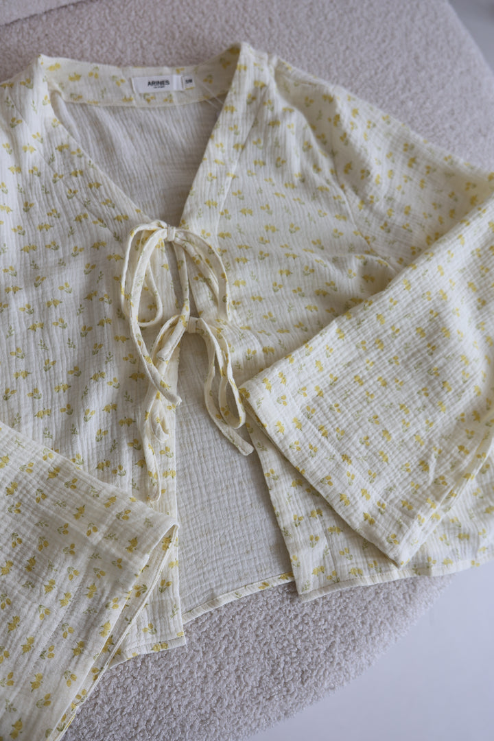 Musselinbluse zum Binden All over Roses