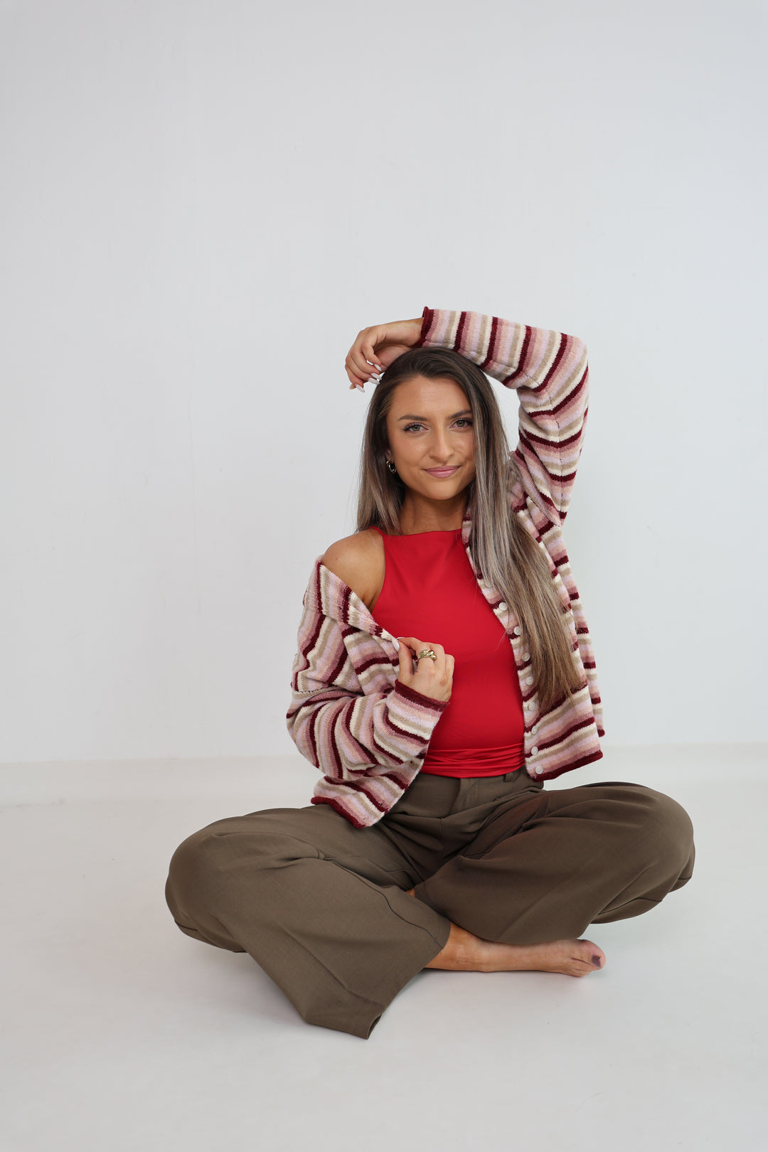 Gestreifte Strickjacke mit Mini-Stehkragen Hannah