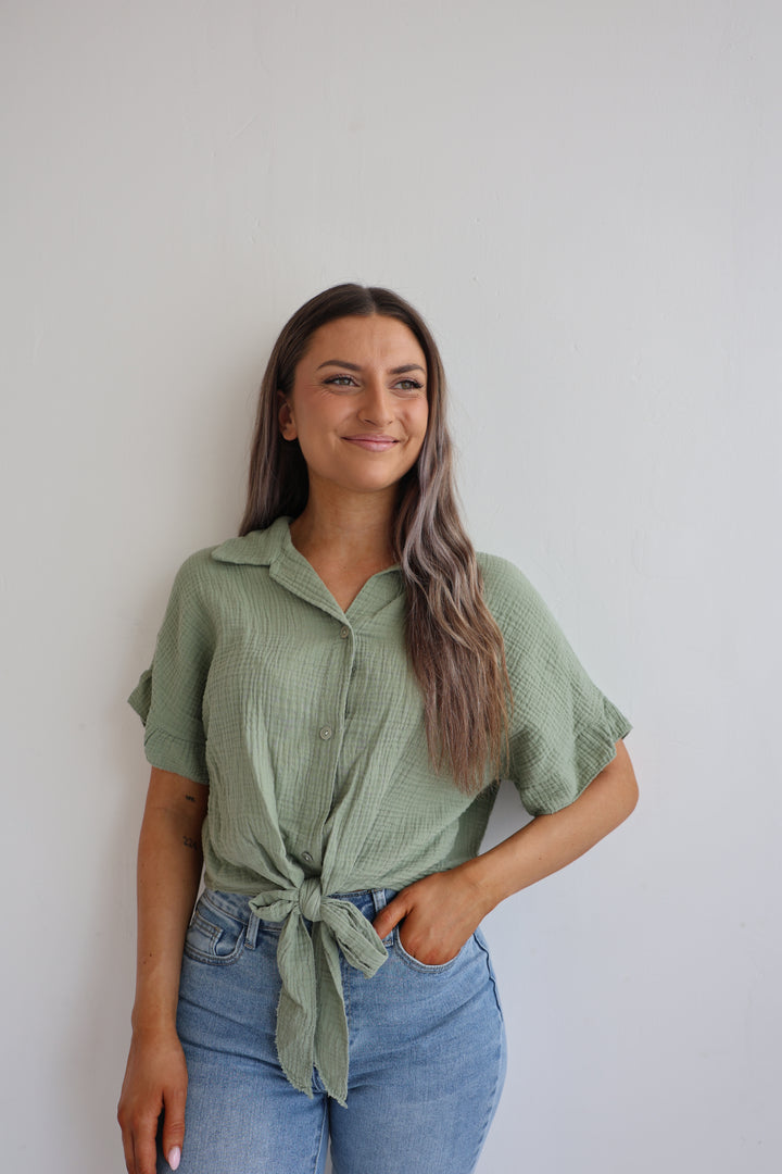 T-Shirt aus Musselin mit Knoten