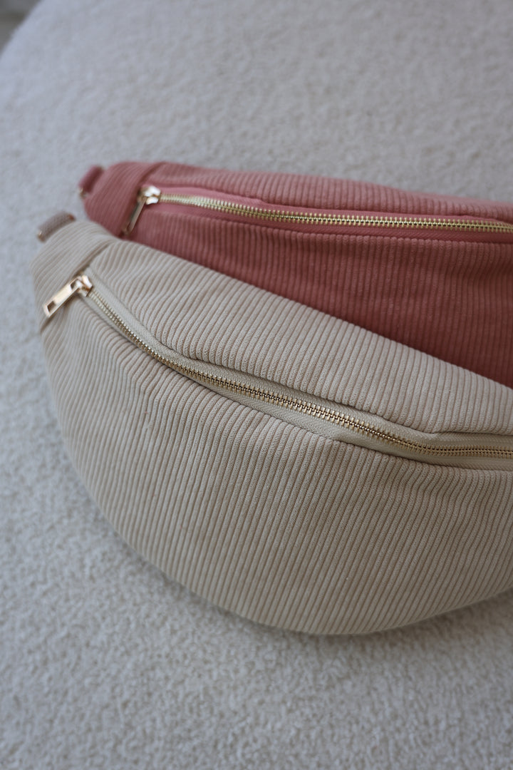 Crossbody Bag in Cord-Optik