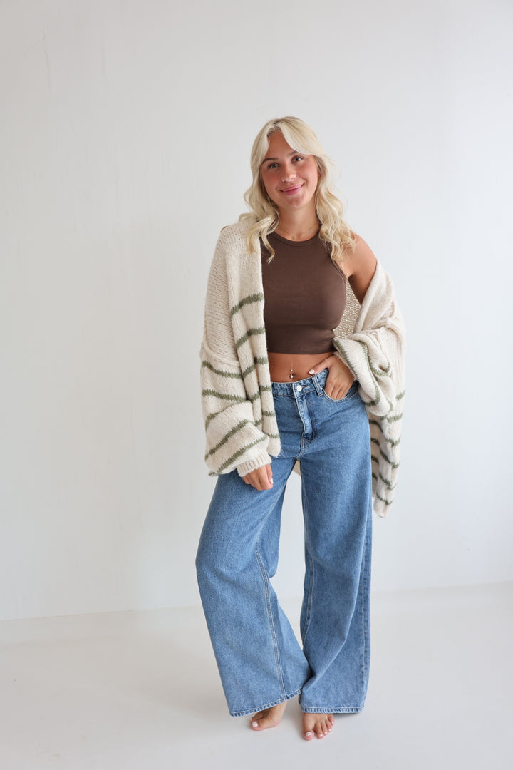 Oversize Strickcardigan Half Stripes