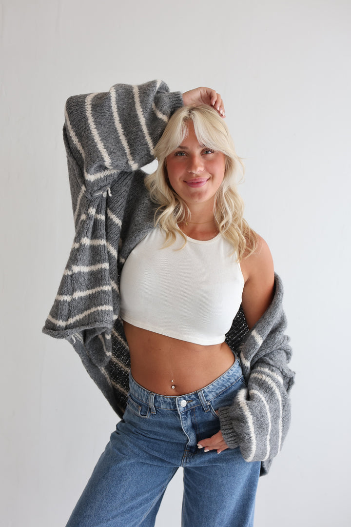 Oversize Strickcardigan Half Stripes