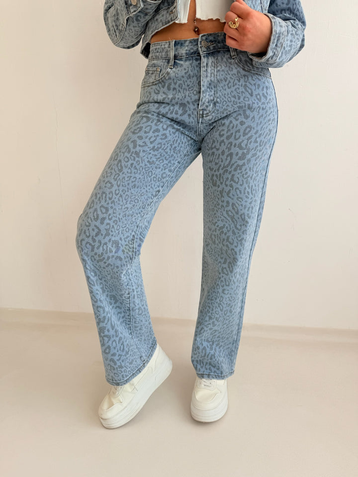 Straight Fit Jeans mit Leoprint Bella