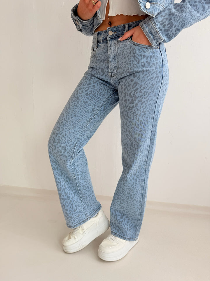 Straight Fit Jeans mit Leoprint Bella