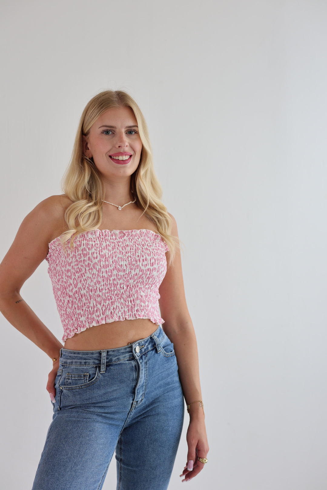 Croptop aus Musselin mit Leoprint Malu