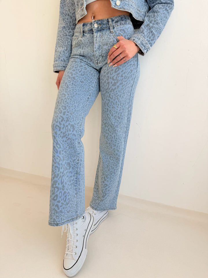 Straight Fit Jeans mit Leoprint Bella