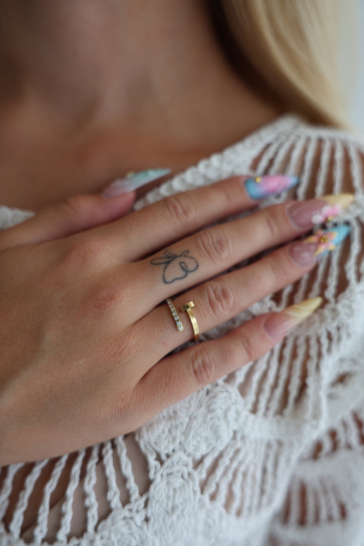Ring Diamond Screw
