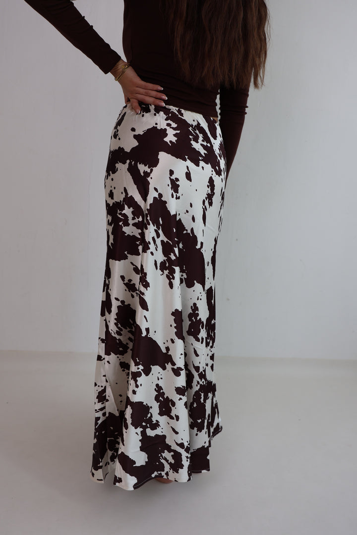 Satinrock mit Cowprint