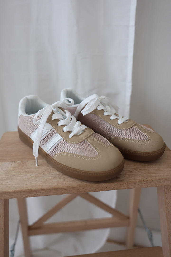 Sneaker Sunny Walks