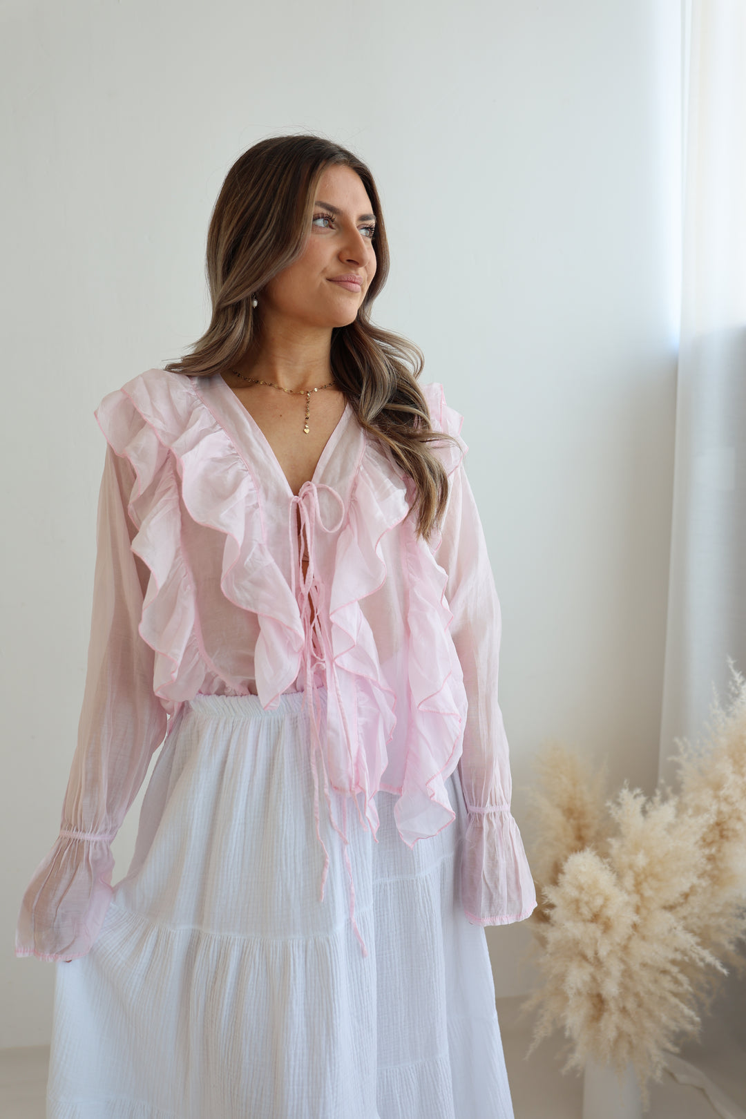 Transparente Bluse mit Volant Melody